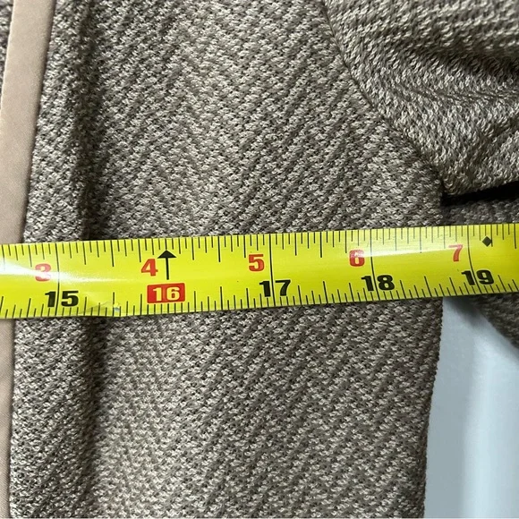 St. John Collection Blazer - Picture 6 of 9